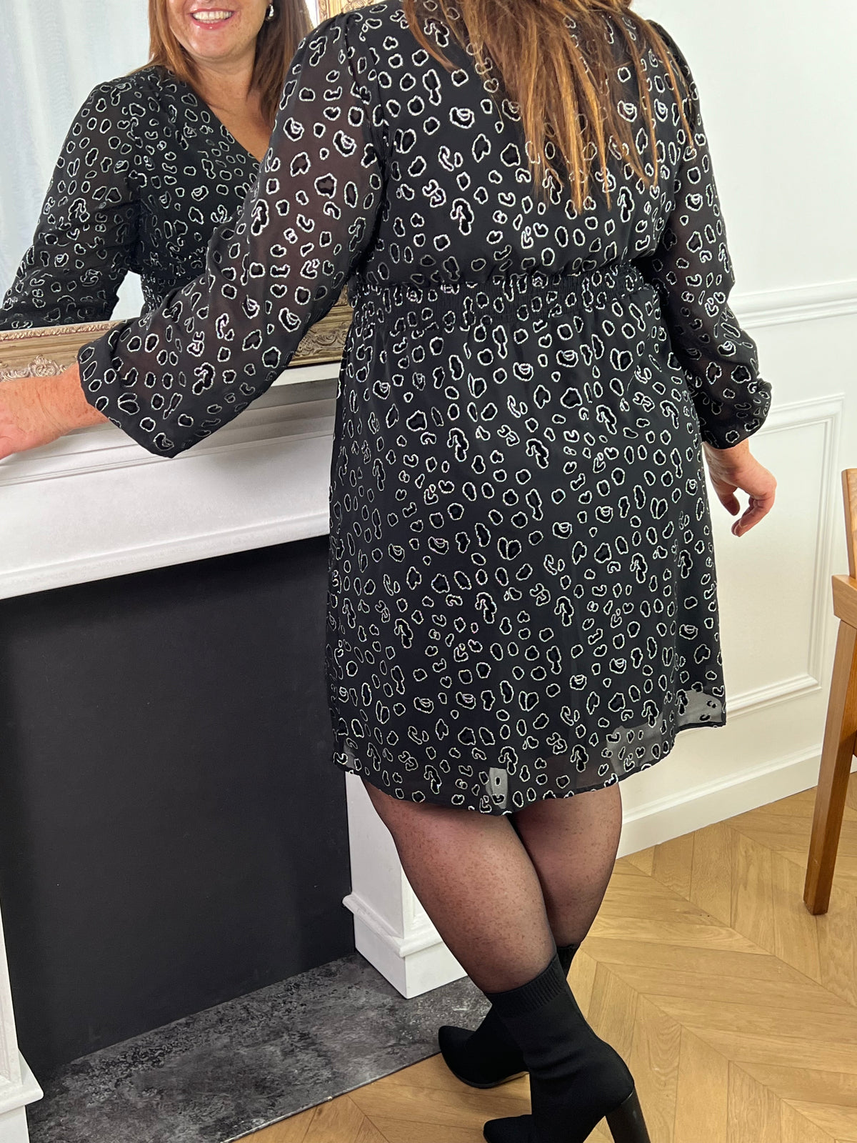 Leopard print mini dress: Alya