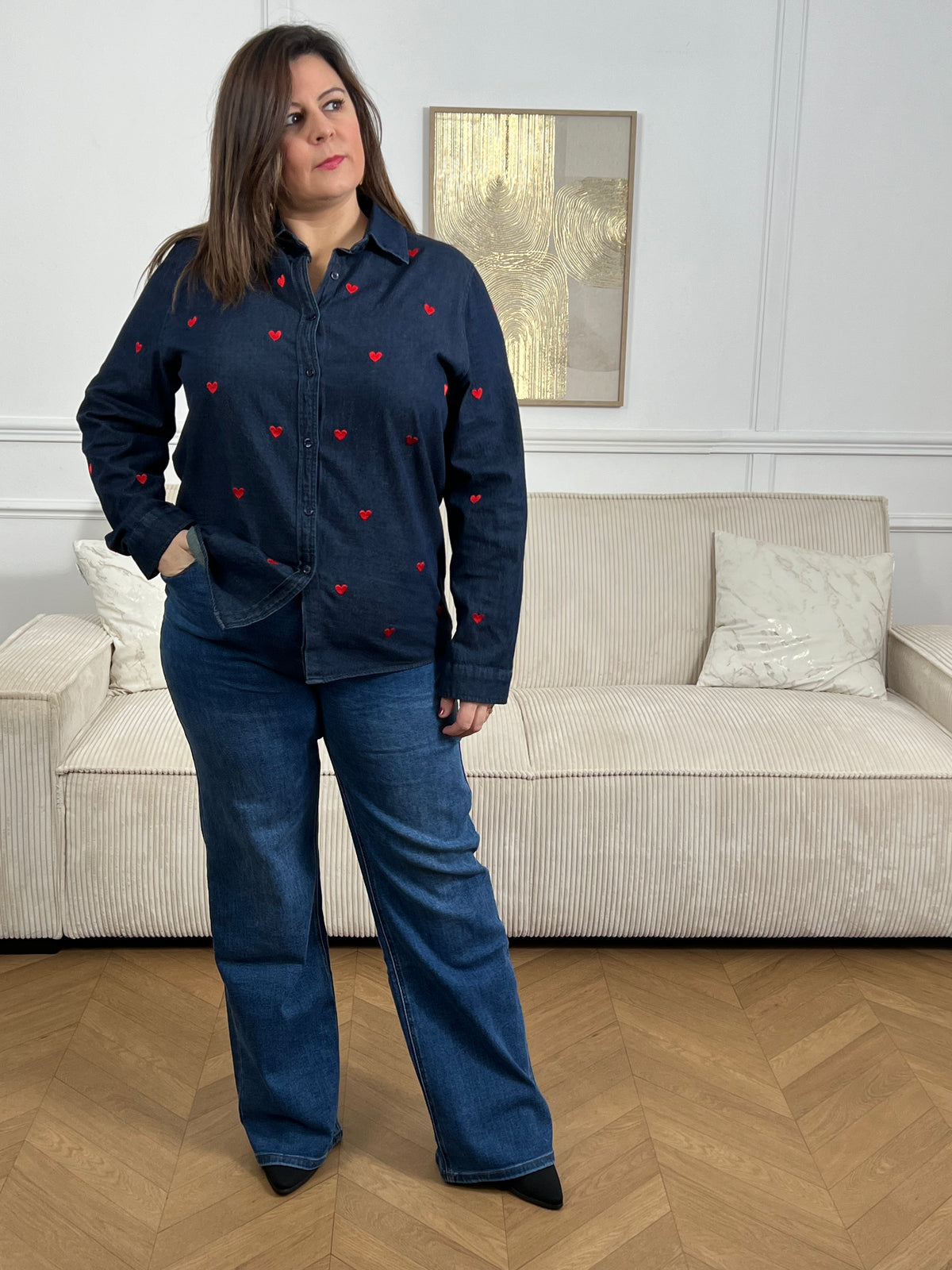 Blue shirt with hearts: Lioré