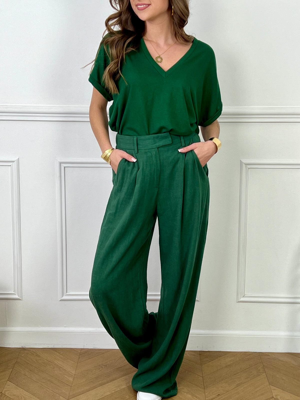 Green linen trousers: Loman