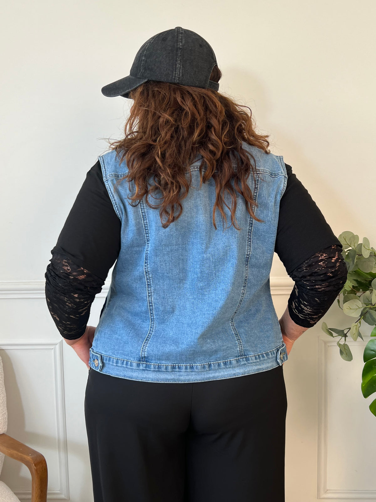 Veste en jean sans manches : Marwa
