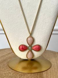 Lange Halskette in Rosa und Beige: Onyx