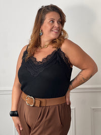 Top noir à dentelle : Maelie