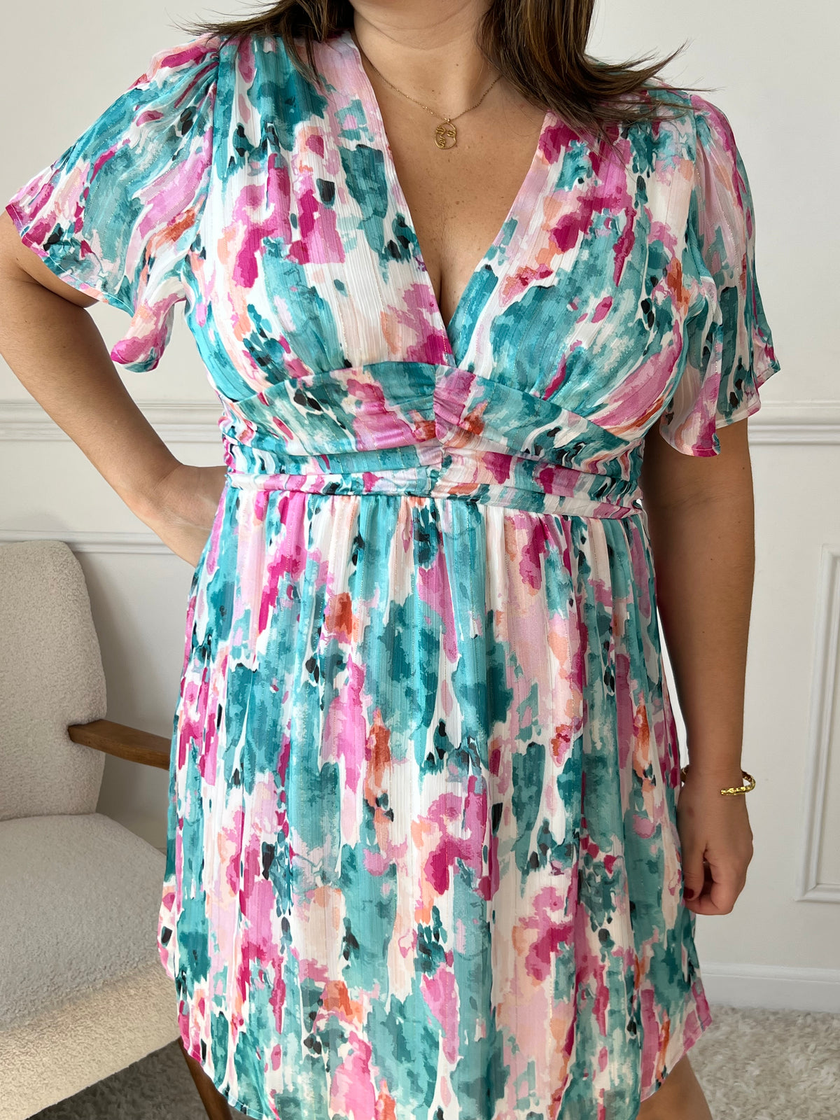 Kurzes Kleid mit Muster in Übergröße: Arya