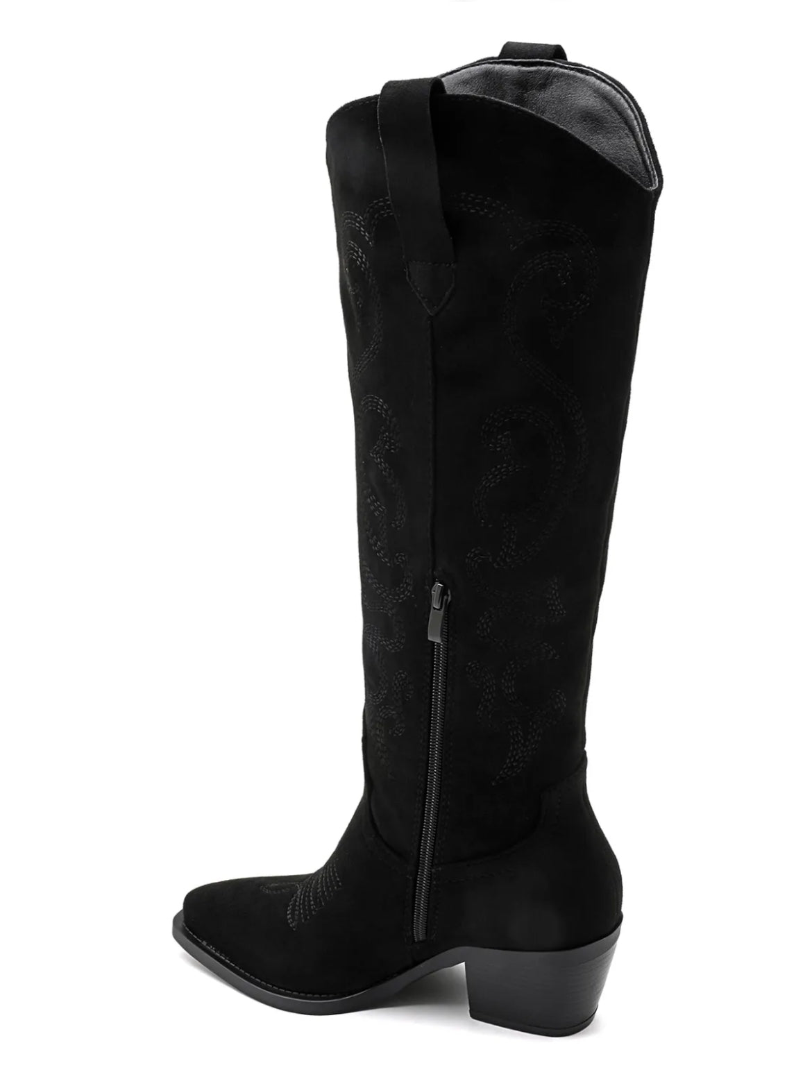 Black cowboy boots: Mariam