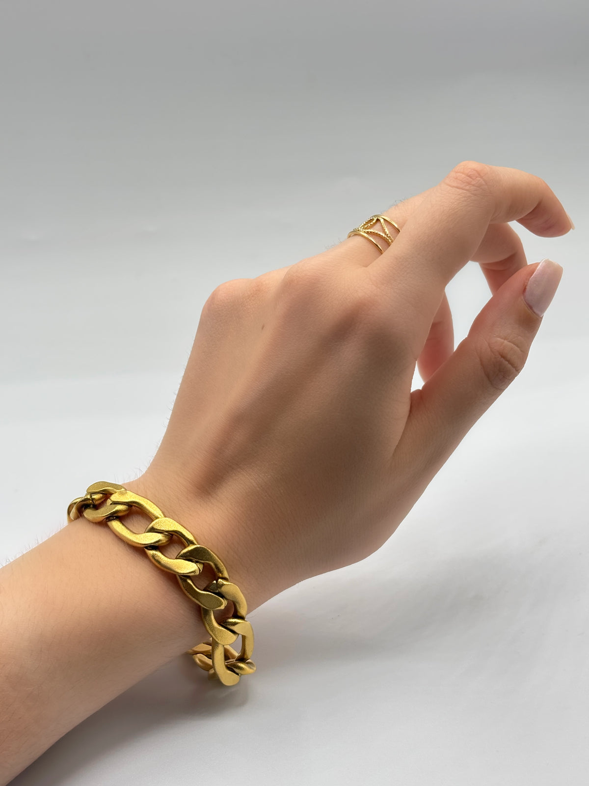 Bracelet doré : Tosca