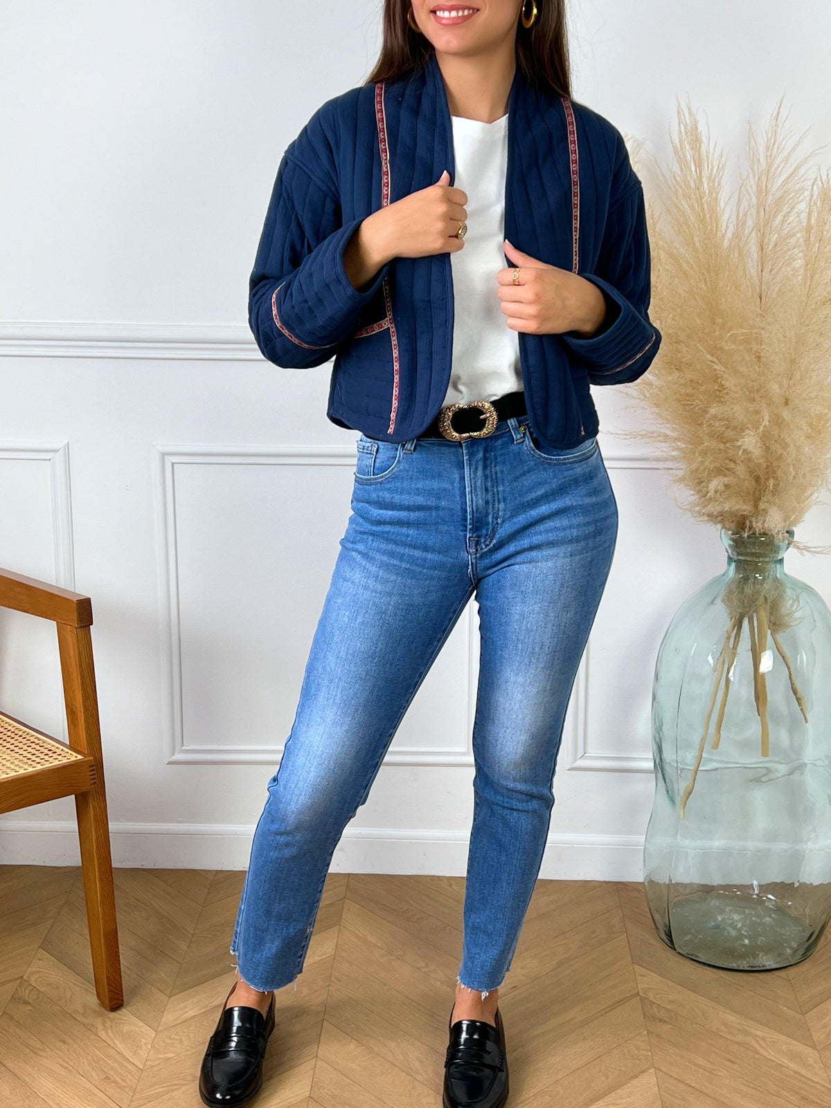 Veste matelassée en coton femme Veste manches longues Matelassée 2 poches à l'avant Motif Couleurs : bleu marine et rouge Composition : 100% Coton Made in P.R.C