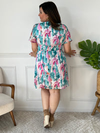 Kurzes Kleid mit Muster in Übergröße: Arya