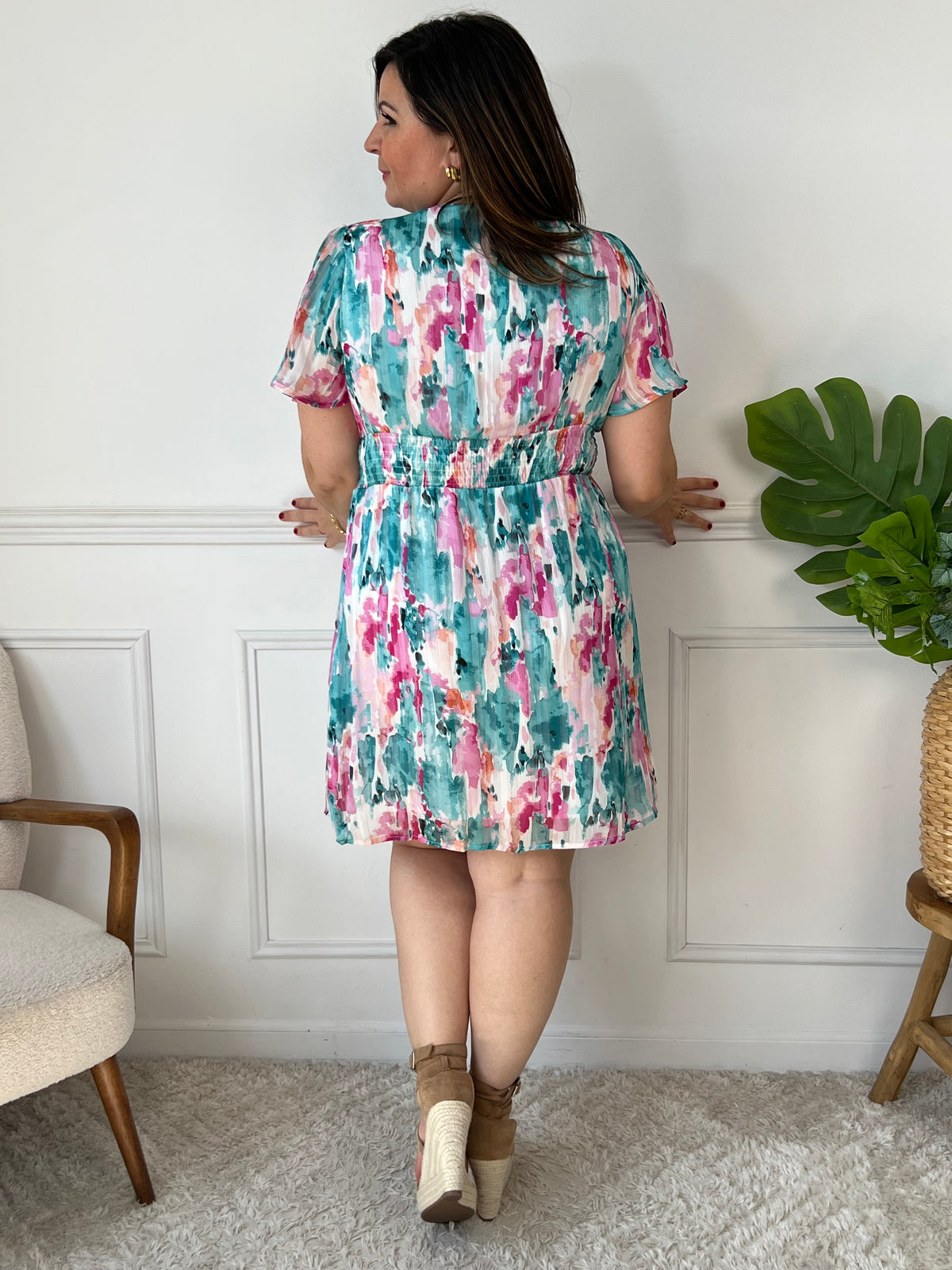 Kurzes Kleid mit Muster in Übergröße: Arya