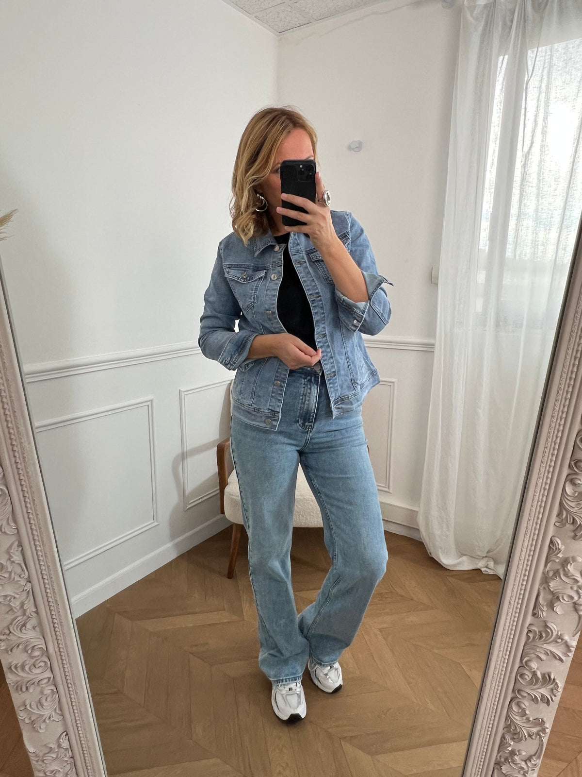 Light blue denim jacket: Mya