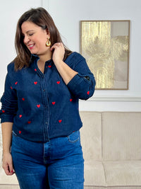 Blue shirt with hearts: Lioré