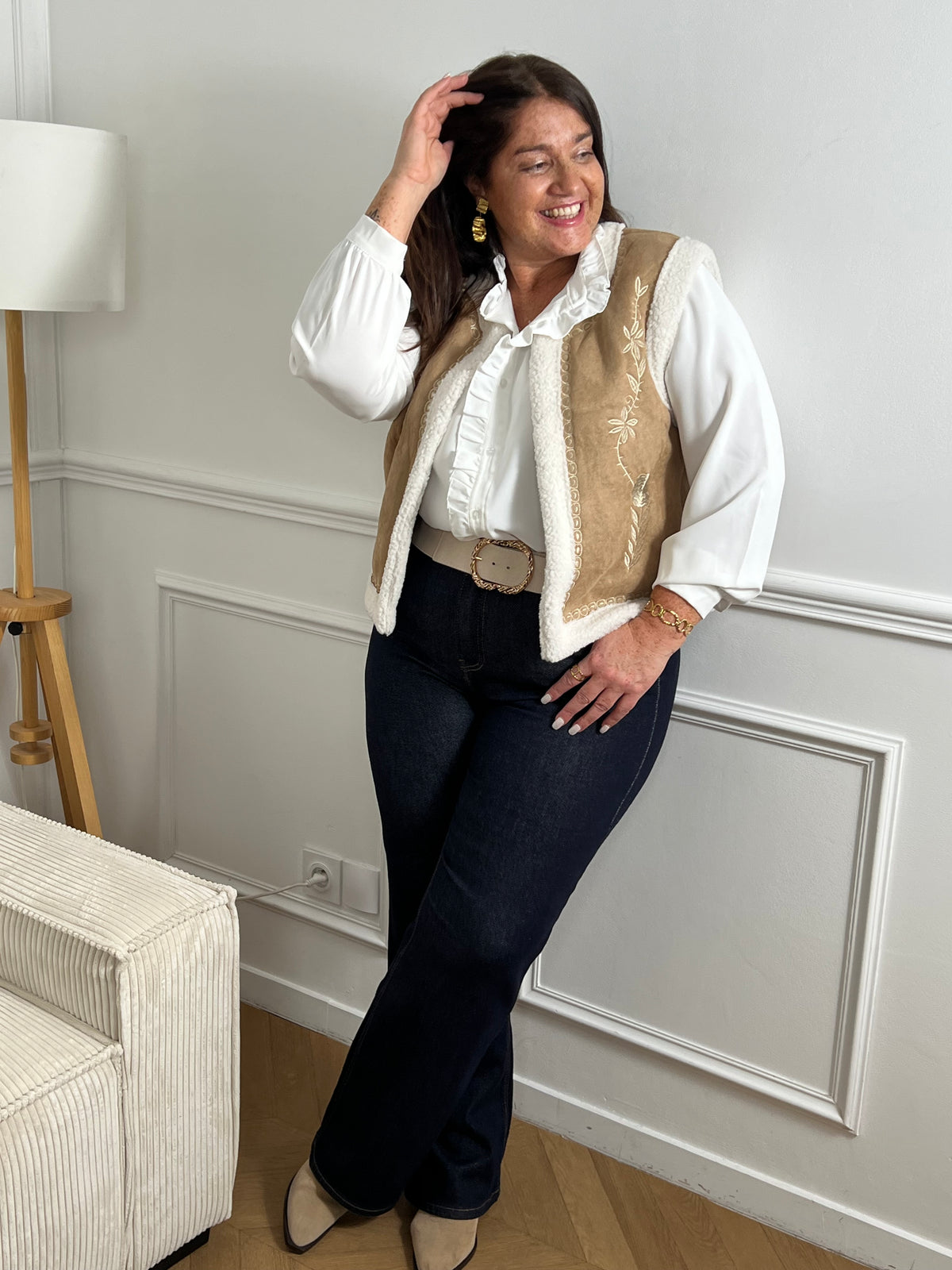 Camel plus size sleeveless jacket: Maelia
