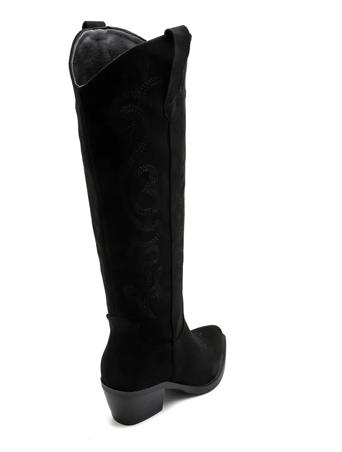 Black cowboy boots: Mariam