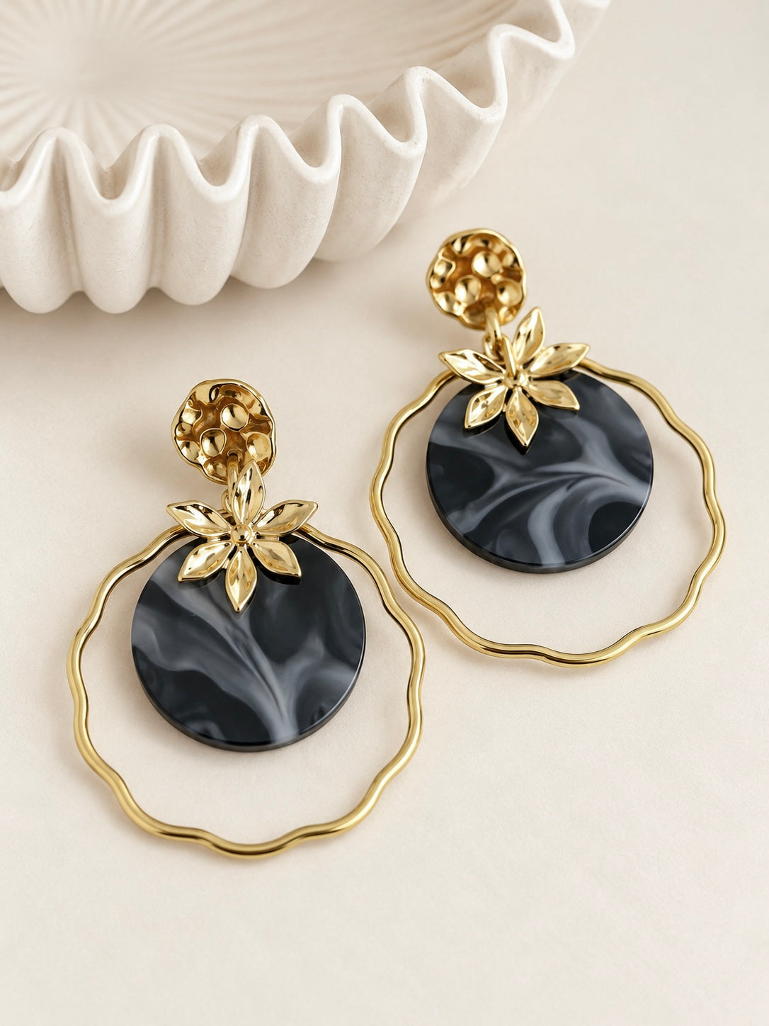 Boucles d’oreilles dorées : Safir