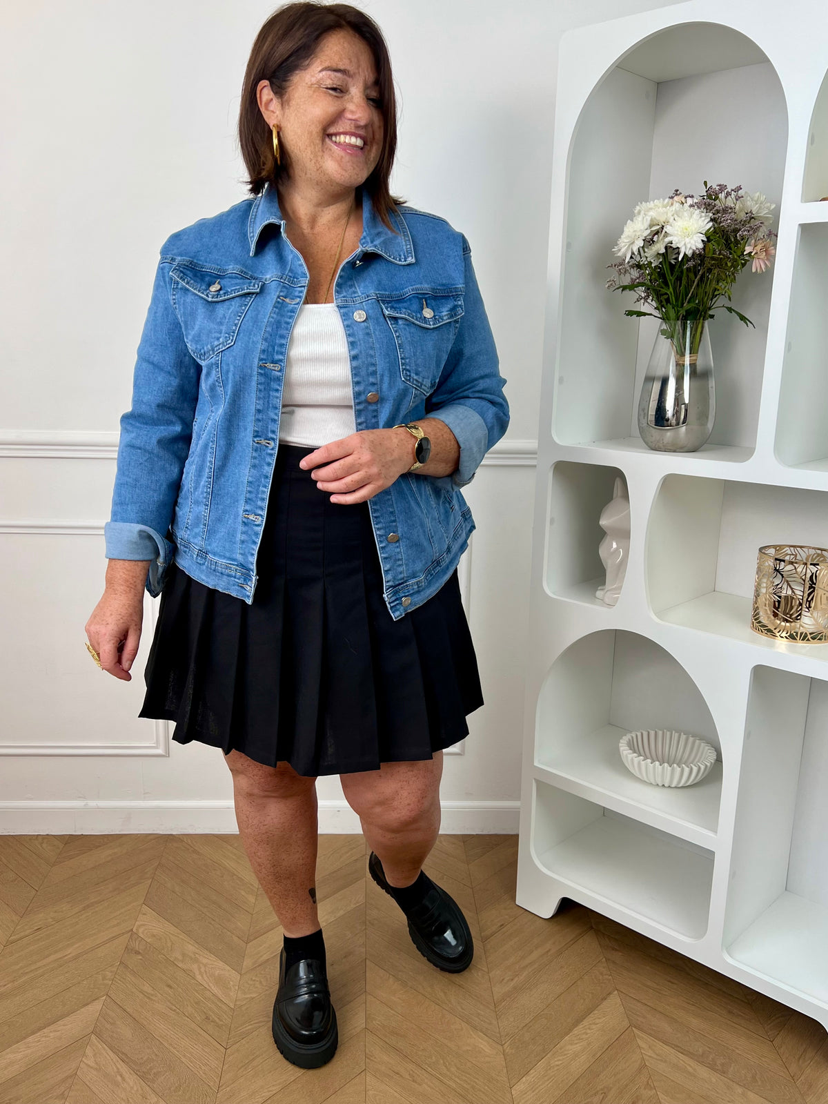 Jupe short noire plissée grande taille : Agathe