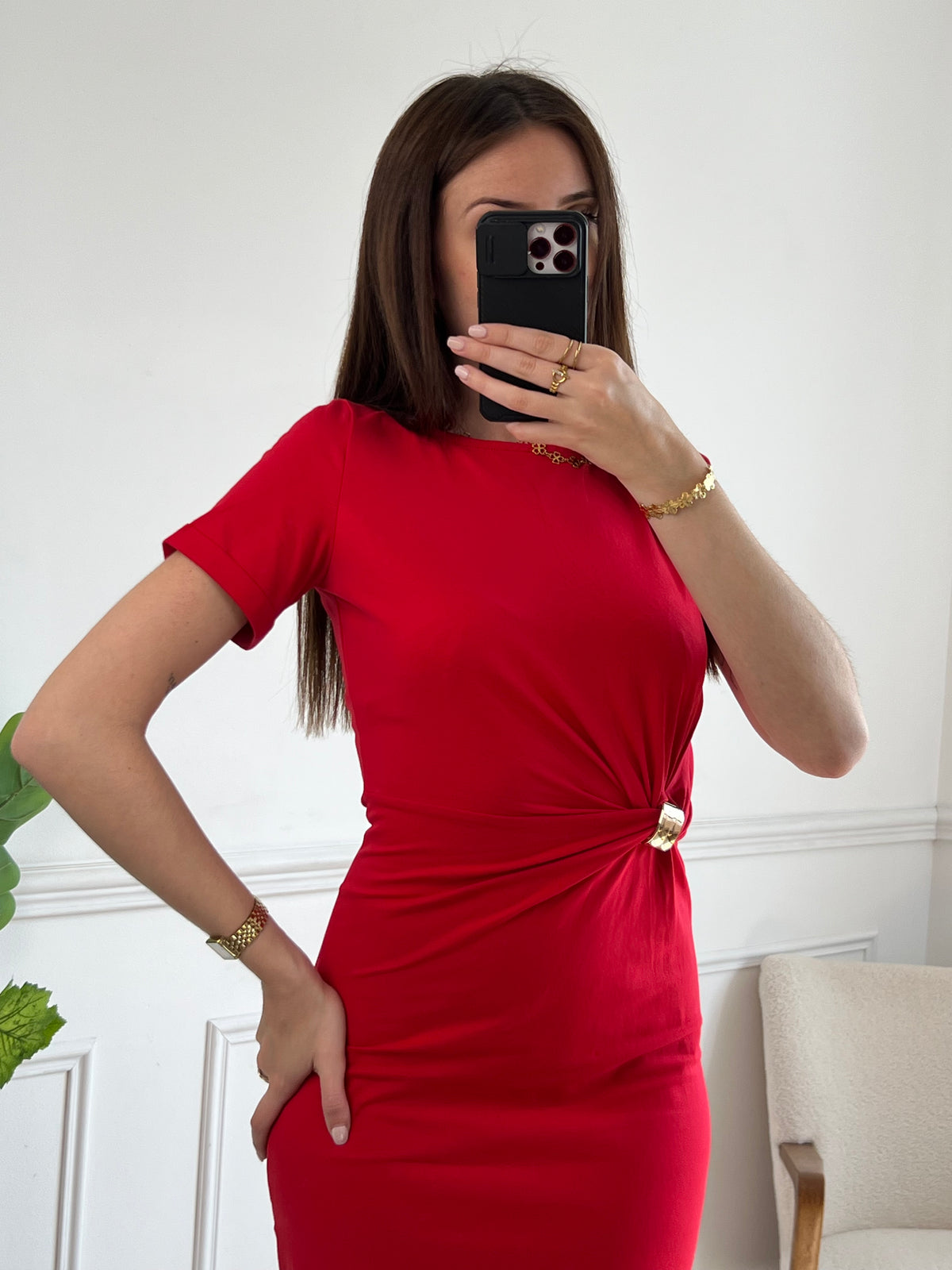 Red long dress: Carla