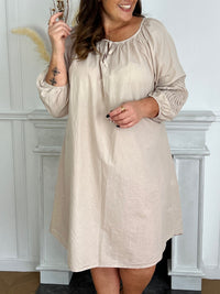 Long beige dress: Merina