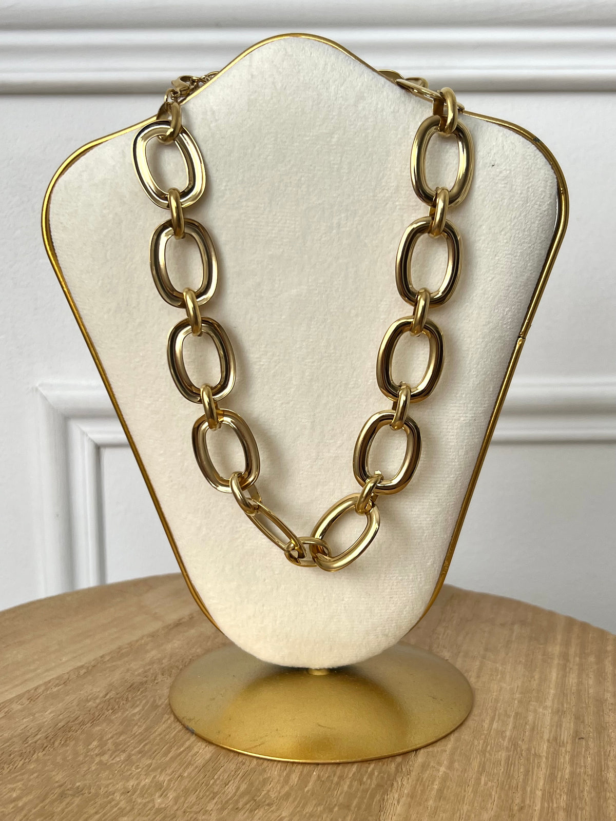 Collier doré : Davia