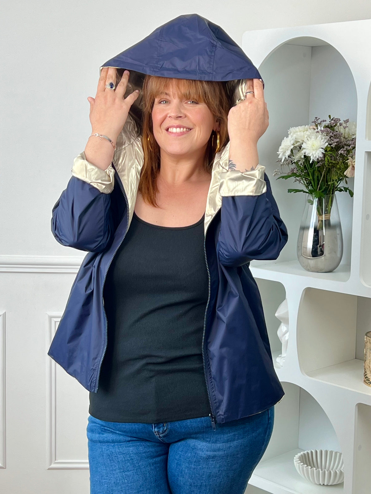 Reversible Daunenparka in Gold und Blau für große Größen: Sora