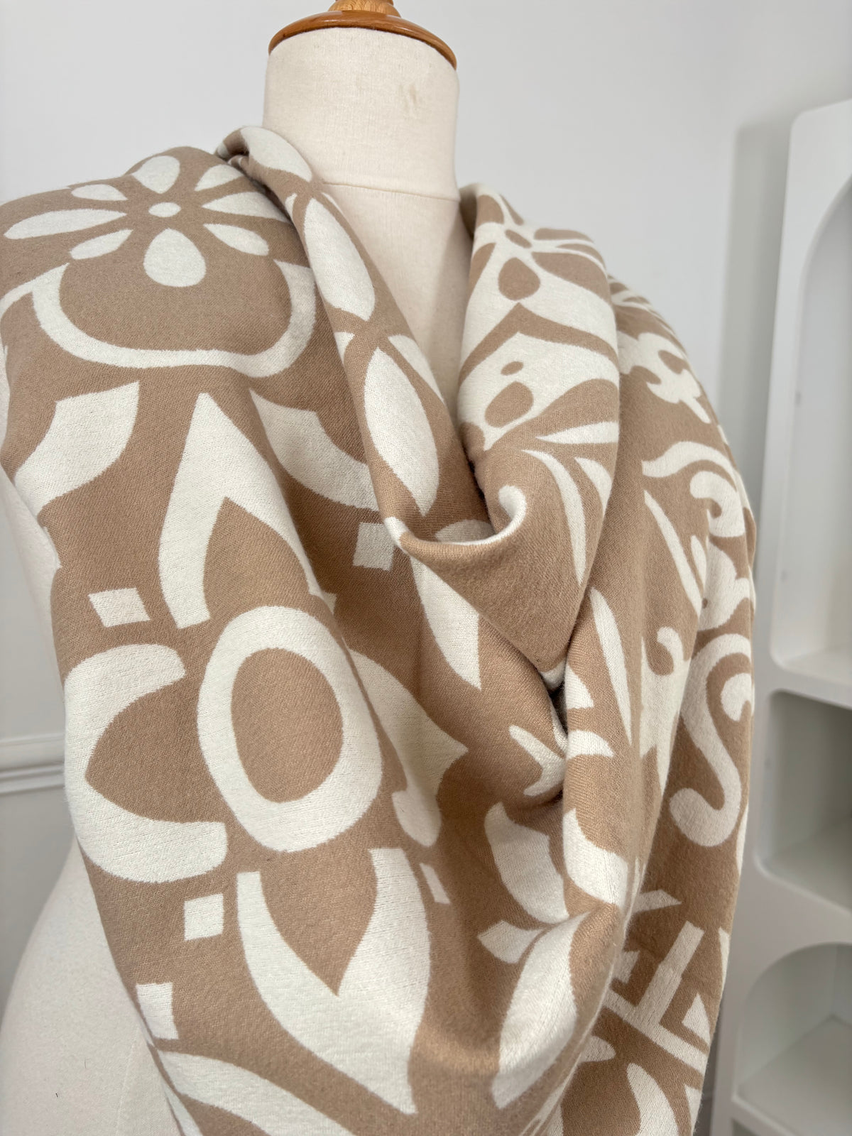 Écharpe bandana taupe et beige : Carly