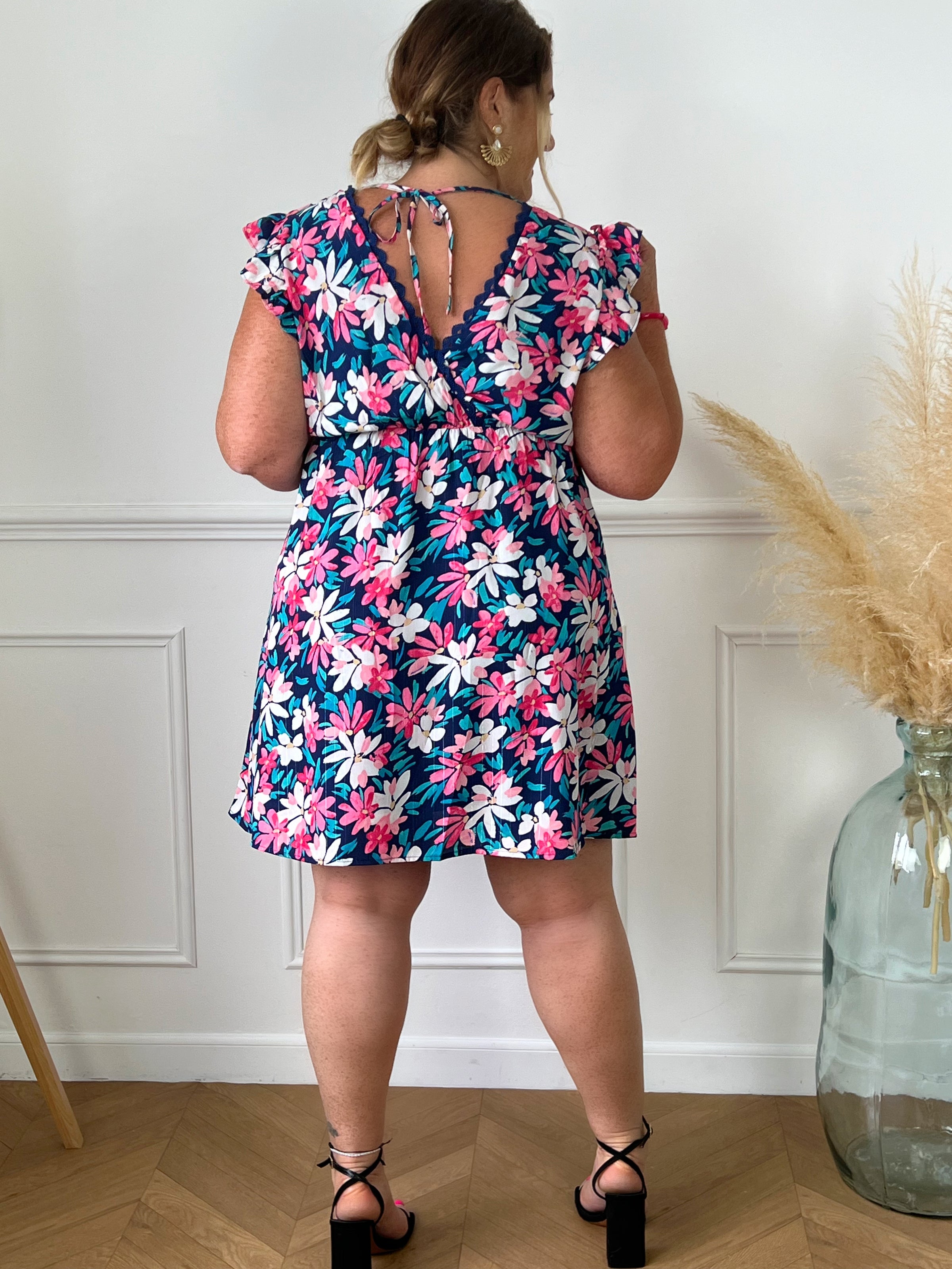 Robe courte à motif Curve : Manel - Loïcia