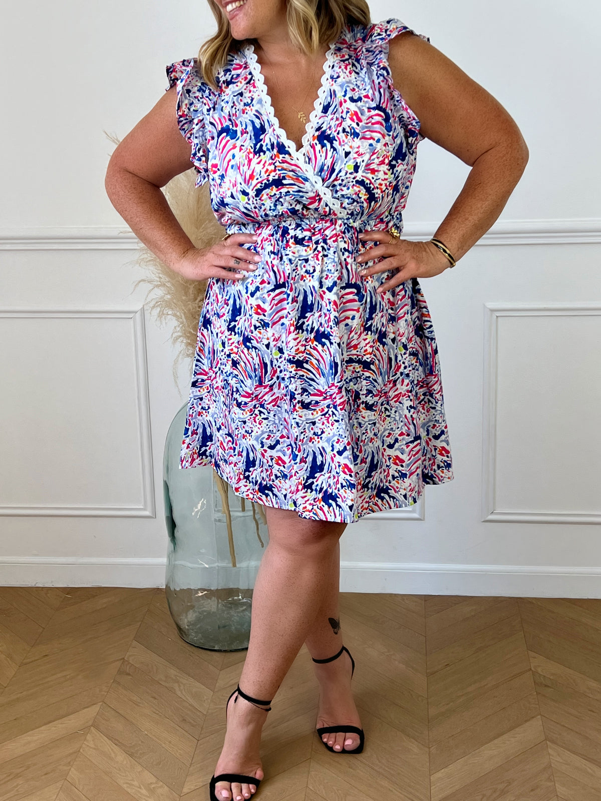 Robe courte à motif Curve : Mayane - Loïcia
