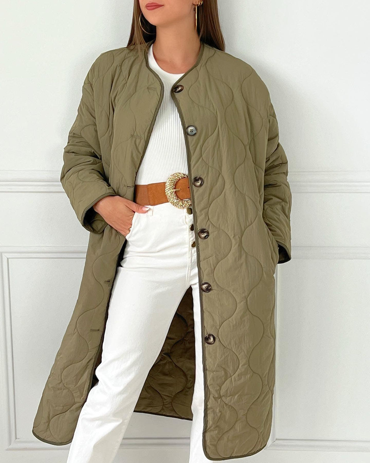 MANTEAU LONG KAKI FEMME Manteau long Manches longues 2 poches Couleurs : kaki Composition : 100% Polyester